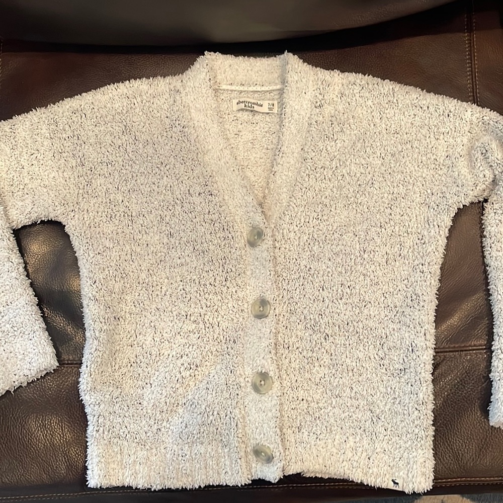 Abercrombie kids light grey cardigan sweater